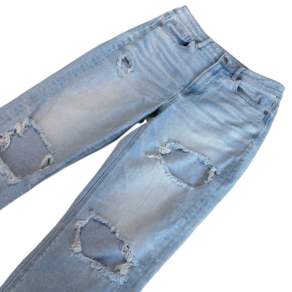 American Eagle Mom Straight Jean Size 6 - Picture 3 of 6